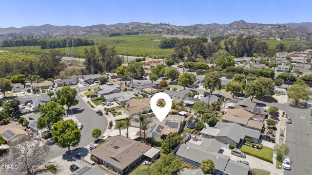 122 Taft Avenue, Ventura CA: https://media.crmls.org/mediaz/68475136-80d8-4102-86bc-8e27904dd20a.jpg