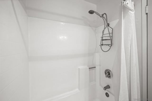 7283 Camino Degrazia Unit 11, San Diego, California 92111, 2 Bedrooms Bedrooms, ,2 BathroomsBathrooms,Condominium,For Sale,Camino Degrazia Unit 11,250036308SD