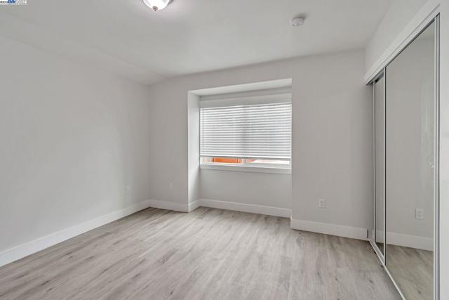 5444 Bancroft, Oakland CA: https://media.crmls.org/mediaz/684830d9-1ace-441a-86d3-0d1566dd75c1.jpg