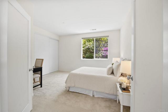 10511 Monterey Ridge Drive, San Diego CA: https://media.crmls.org/mediaz/68485522-7188-43d3-bd39-1590d6602b98.jpg