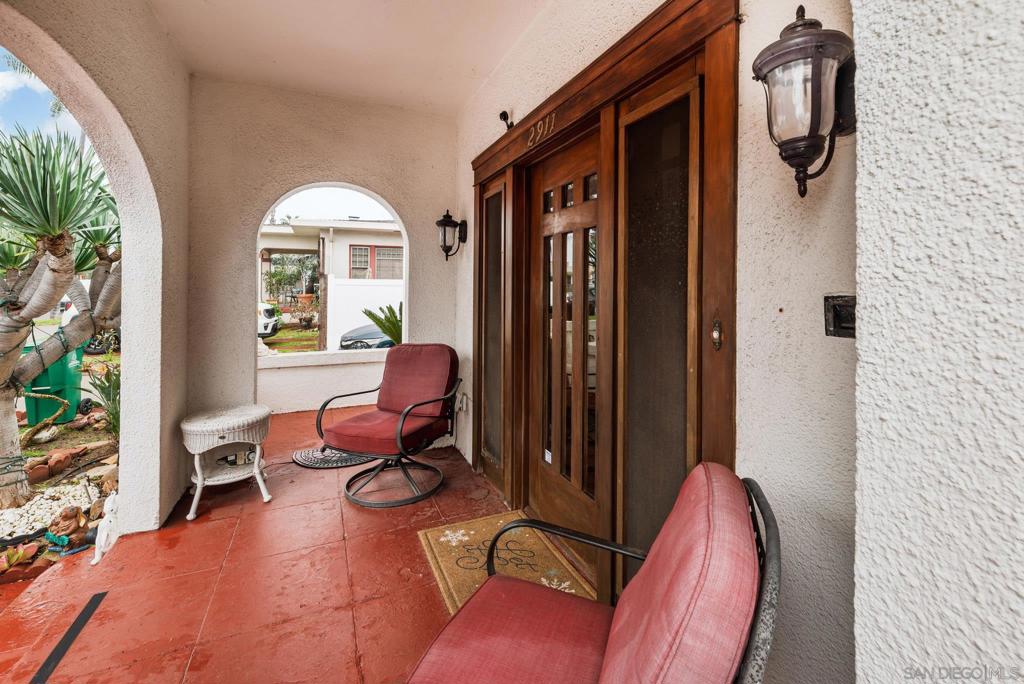 2911 Kalmia St - photo 4
