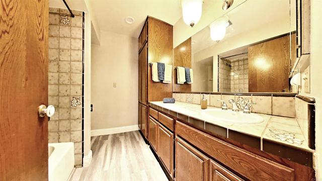 2618 Unicornio Street, Carlsbad CA: https://media.crmls.org/mediaz/6849d156-dff9-45b3-bdb9-c0f879388229.jpg