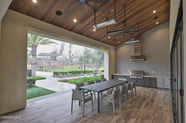 2424 Quartsite Drive, Camarillo CA: https://media.crmls.org/mediaz/684ad197-df53-4c3f-832c-7b7899c7dc57.jpg