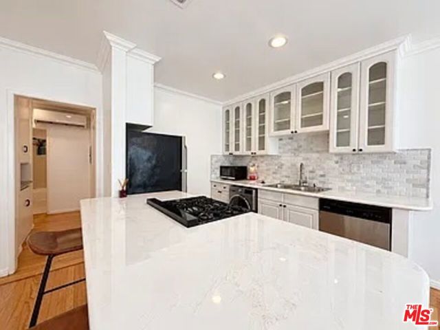 1111 11th Street, 9 photo 7