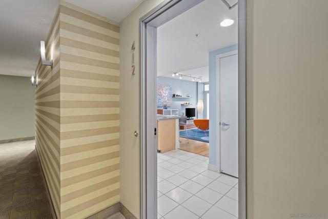 3812 Park Blvd, San Diego CA: https://media.crmls.org/mediaz/684ef952-b797-4ce3-9609-dee8262def5d.jpg