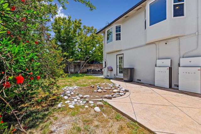 5472 Laura Drive, San Jose CA: https://media.crmls.org/mediaz/6850fc5f-63f3-4a88-9e2e-c5029c387539.jpg
