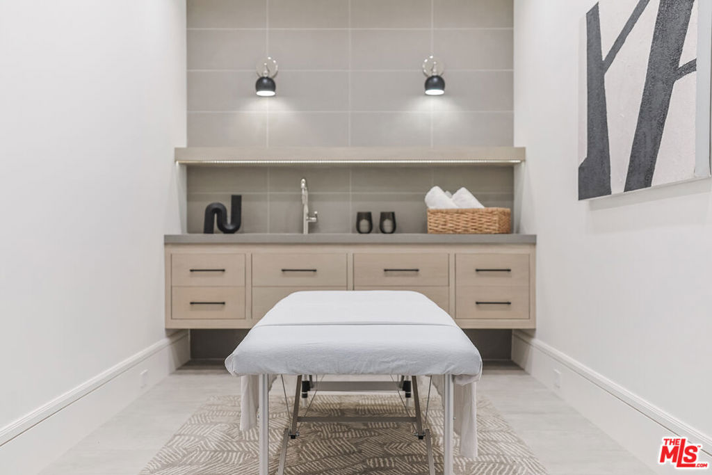 MLS #25610139 image #24