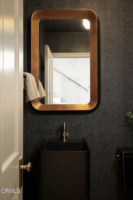 Detail Gallery Image 17 of 51 For 1535 Ontario Ave, Pasadena,  CA 91103 - 5 Beds | 3/2 Baths