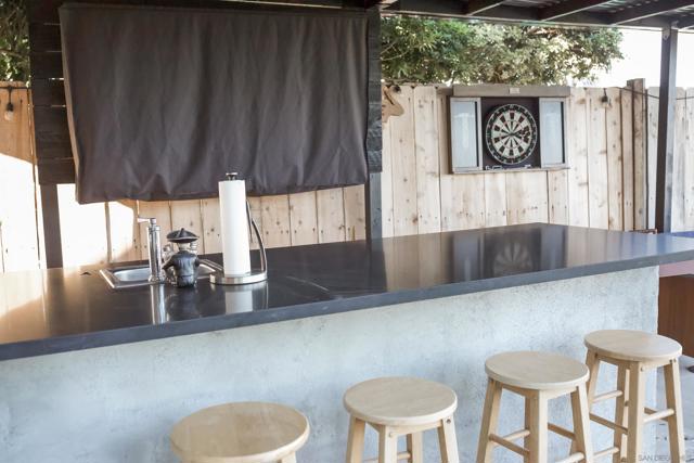 1615 Honey Hill Rd, El Cajon CA: https://media.crmls.org/mediaz/68552d71-a275-4f20-a1a7-a4fee8192aa7.jpg