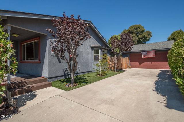 885 Riverside Street, Ventura CA: https://media.crmls.org/mediaz/68560234-7b21-4d20-84ba-15f3e19b01f5.jpg