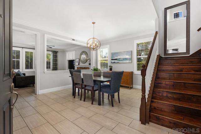 6 Reston Way, Ladera Ranch CA: https://media.crmls.org/mediaz/6856a028-274d-4321-acda-c443c2e9e404.jpg