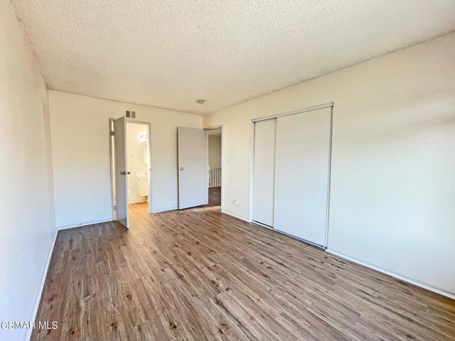2467 Invar Court, Simi Valley CA: https://media.crmls.org/mediaz/68575668-77f5-4a58-a0f3-a31ac2f94058.jpg