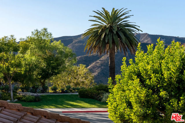 Drew Fenton | 2282 Canyonback Road Los Angeles CA | MLS: 7426024