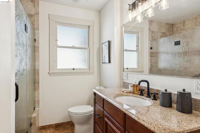 Image 11 of 32 For 2833 Morgan Avenue