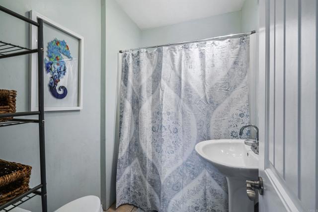 Detail Gallery Image 27 of 50 For 3492 Bayside Ln, San Diego,  CA 92109 - – Beds | – Baths