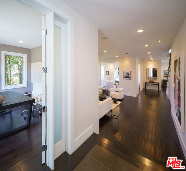 9515 Kirkside Road, Los Angeles CA: https://media.crmls.org/mediaz/685c23e0-ca6c-4aad-a0b3-e9e43fc687ad.jpg