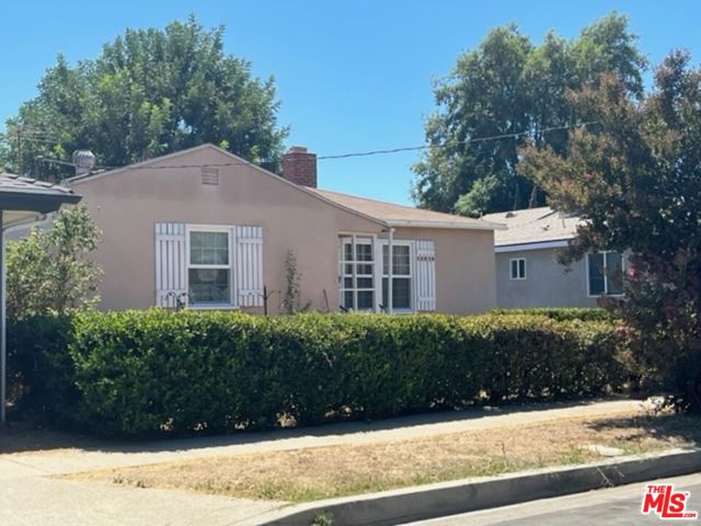 15914 Vose Street photo 1