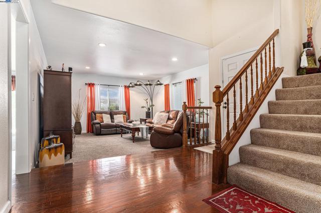 111 Overacker Ter, Fremont CA: https://media.crmls.org/mediaz/685d45d3-9655-44f2-92db-475c5a912879.jpg