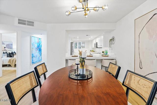 Detail Gallery Image 16 of 50 For 961 E California Bld #109,  Pasadena,  CA 91106 - 2 Beds | 2/1 Baths