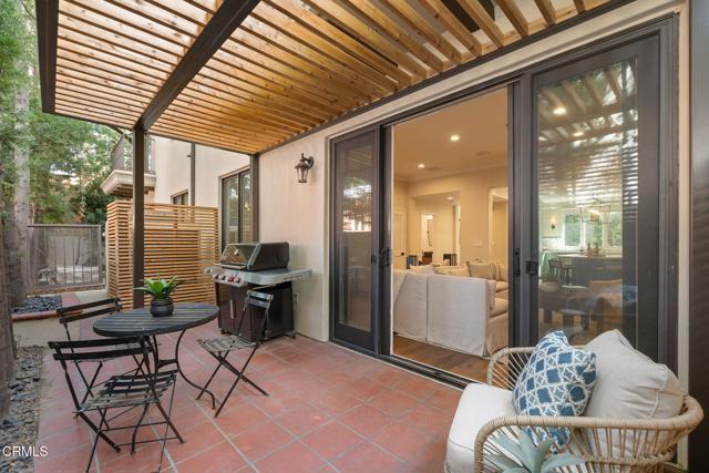 Detail Gallery Image 12 of 29 For 108 S El Molino Ave #106,  Pasadena,  CA 91101 - 3 Beds | 2/1 Baths