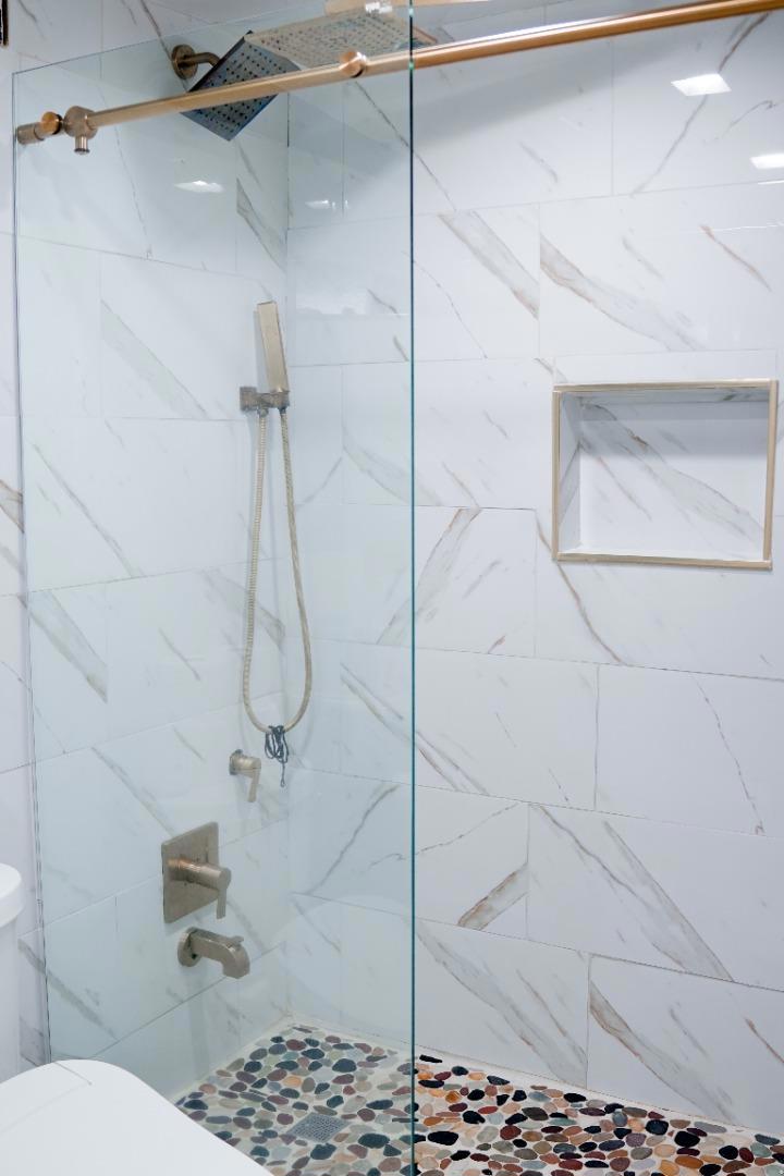 https://media.crmls.org/mediaz/685e9361-3422-4500-a89f-1ca97c805e8b.jpg?preset=X-Large