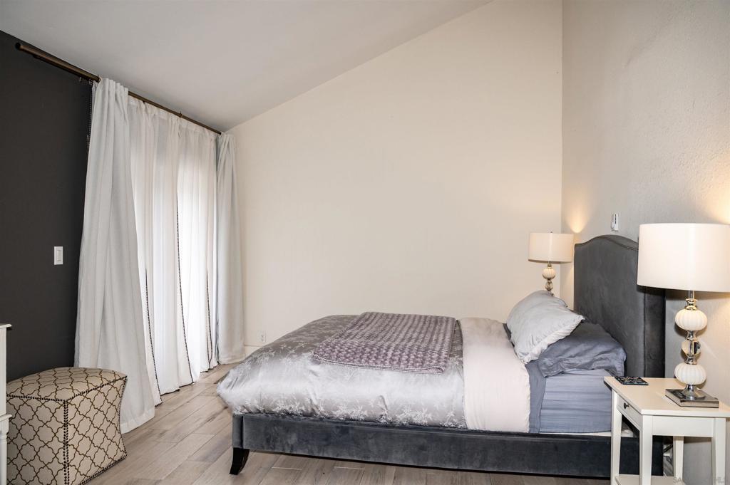 MLS #250037852SD image #16