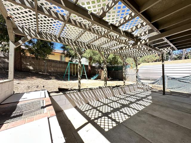 53430 Sherman Drive, Idyllwild CA: https://media.crmls.org/mediaz/6860882b-315a-49e1-85ce-daa3cf0cafab.jpg