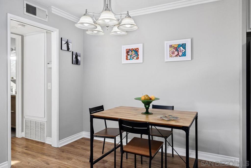 1756 Esssex St - photo 8