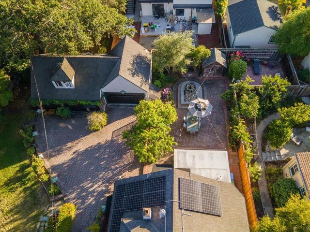 503 Van Ness Avenue, Santa Cruz CA: https://media.crmls.org/mediaz/68610c91-84ba-4ffe-a9c3-6ecbdbc7a468.jpg