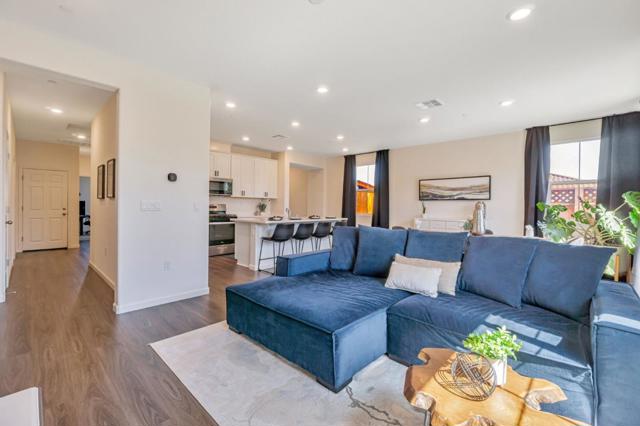 414 Ledro Way, Oakley CA: https://media.crmls.org/mediaz/686158c6-209a-44b5-97ab-5683d15e1a91.jpg