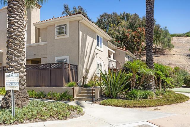 Image 3 of 29 For 900 Sea Cliff Way  905