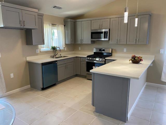 Image 3 of 14 For 1517 Atteboro Court