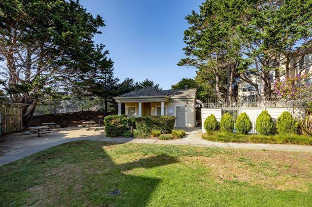 43 Erin Lane, Half Moon Bay CA: https://media.crmls.org/mediaz/68634c51-b91b-4368-a508-959456610ccf.jpg