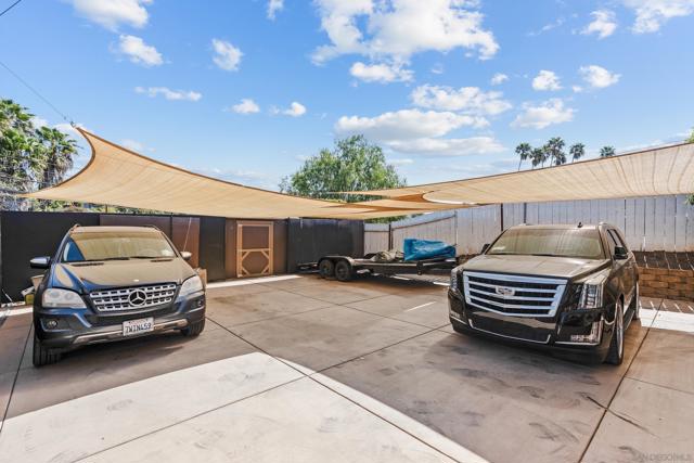 2167 Sunset Drive, Escondido CA: https://media.crmls.org/mediaz/68639b60-3dfb-4e04-aef5-73880f06c833.jpg