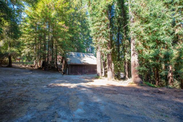4600 Trout Gulch Road, Aptos CA: https://media.crmls.org/mediaz/68655068-b2f0-4216-bd50-cbae7652d84c.jpg