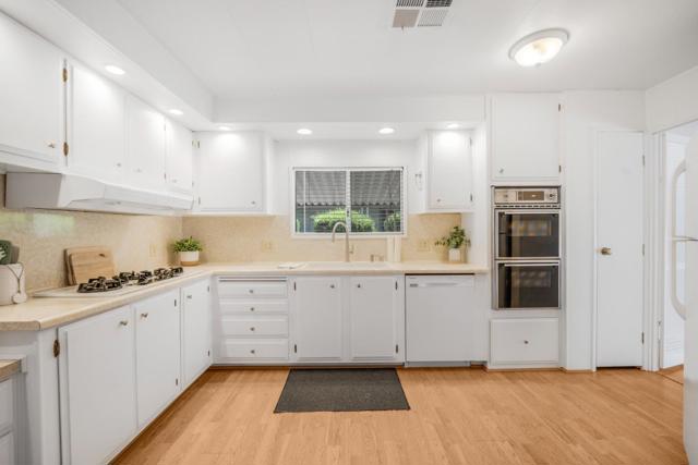 275 Burnett Avenue, Morgan Hill CA: https://media.crmls.org/mediaz/68657f30-ae7e-47e4-a33d-e08523f163a0.jpg