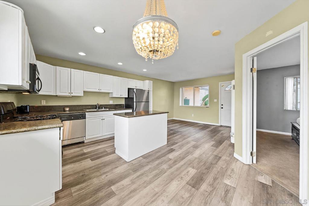 MLS #250036689SD image #7