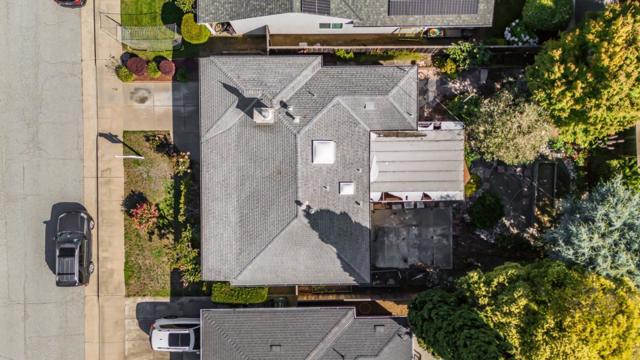 3920 Oneill Drive, San Mateo CA: https://media.crmls.org/mediaz/68664a54-e310-423f-9d76-98f3dcceb6da.jpg