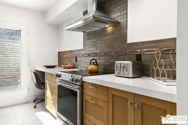 2084 S Lagarto Way, Palm Springs CA: https://media.crmls.org/mediaz/6866f6dc-4ffc-46b8-9938-1f3917a79d5b.jpg