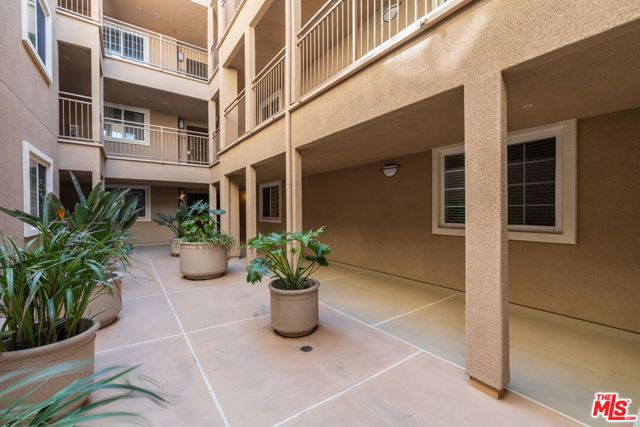 2750 Artesia Boulevard, Redondo Beach, California 90278, 2 Bedroom Bedrooms, 0 ,1 BathroomBathrooms,Residential,For Sale,Artesia,0,26992733