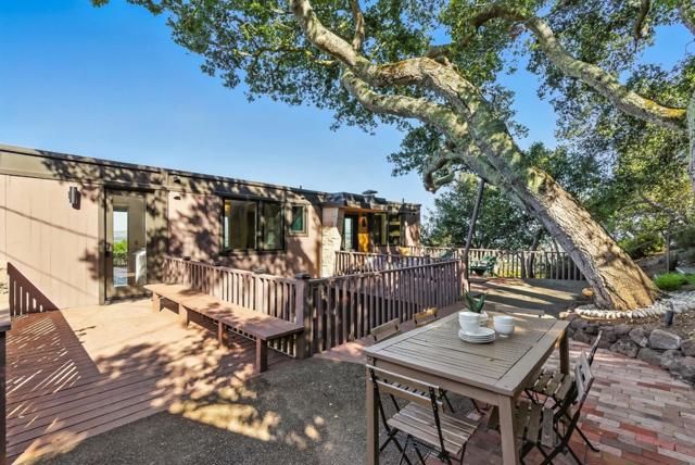 490 Shelford Avenue, San Carlos CA: https://media.crmls.org/mediaz/6868604c-ae67-4692-bb47-6fed03c211a8.jpg