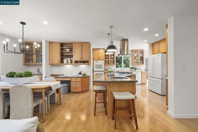 Image 5 of 31 For 2050 Blackwood Dr