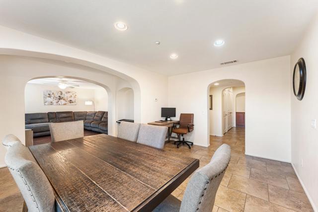 158 Paseo Bravo, Palm Desert CA: https://media.crmls.org/mediaz/6869ca2d-f69b-4513-85a4-7a449f855d0f.jpg