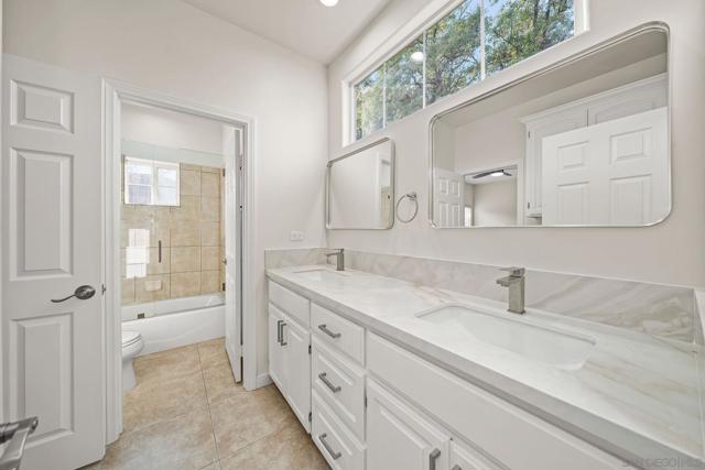 2625 27 Rancho Sierra, Alpine CA: https://media.crmls.org/mediaz/6869cc46-ad67-4f79-b160-a7b141dbe490.jpg