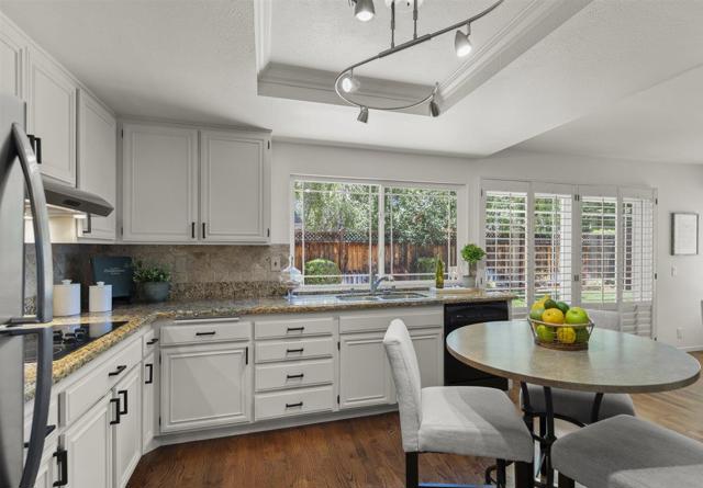 5420 Century Plaza Way, San Jose CA: https://media.crmls.org/mediaz/686bc506-12ac-4b97-a14e-718cc671351e.jpg