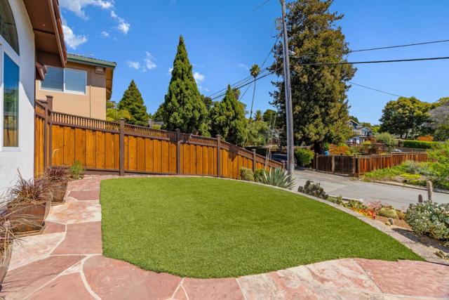 3067 Terrace Drive, Aptos CA: https://media.crmls.org/mediaz/686c7cd8-af70-4516-ab61-df79f1535d76.jpg
