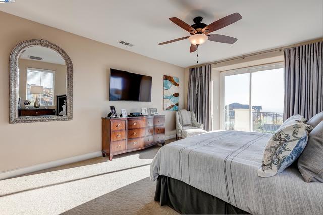 Image 39 of 60 For 2394 Amantea Way