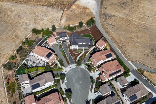 231 Cavalo Court, Fremont CA: https://media.crmls.org/mediaz/686ed5d4-b12a-4e3f-869c-079d21734323.jpg