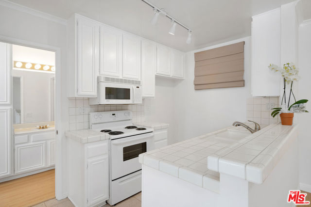 26664 Seagull Way, B209 photo 6