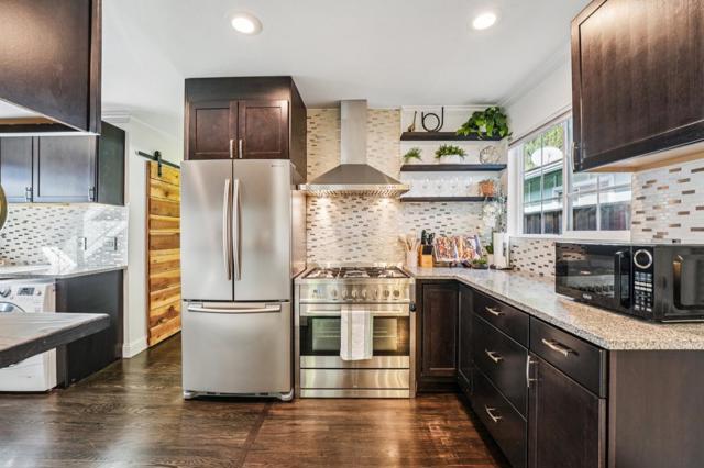 424 5th Avenue, Redwood City CA: https://media.crmls.org/mediaz/686fb7df-5dfe-413c-9646-dcce63b2651d.jpg